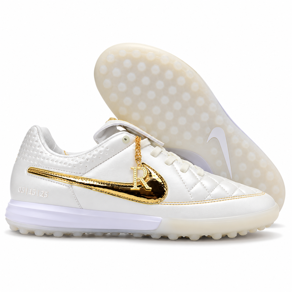 Nike Tiempo Legend SE "Ronaldinho Touch of Gold"
